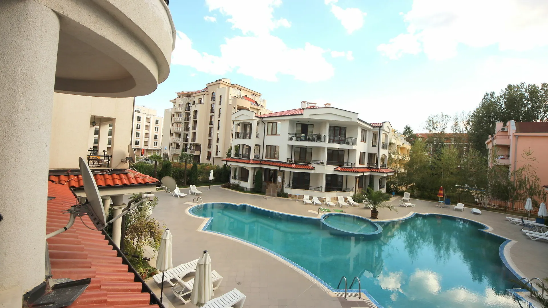 Menada Chateau Valon Apartment Sunny Beach Bulgaria